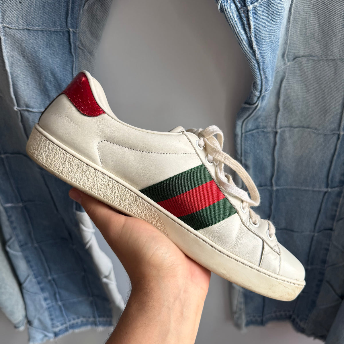Gucci Ace Bee Sneakers (8.5US)