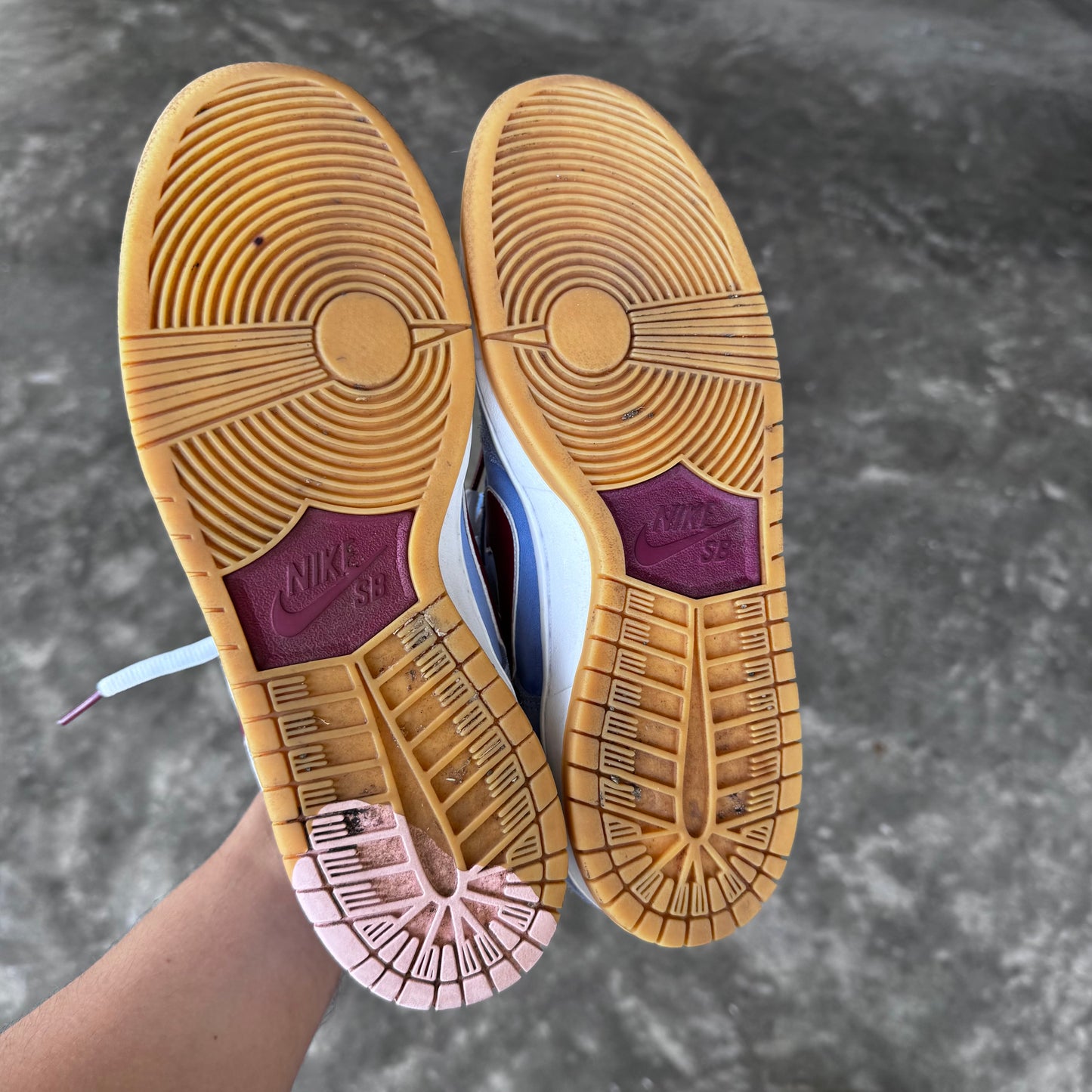 Nike SB Dunk Low Phillie