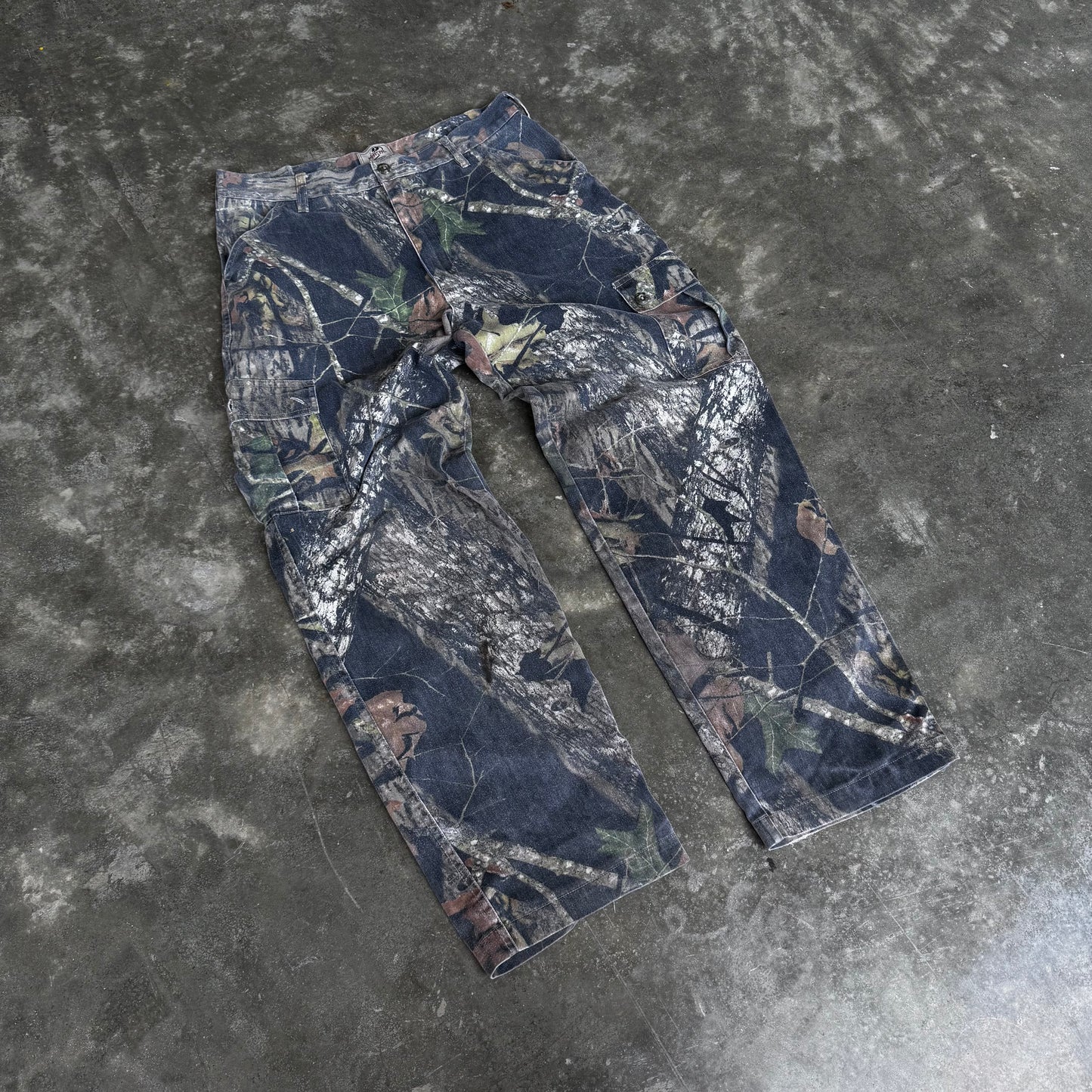 Vintage Faded Mossy Oak Camo Cargo Pants