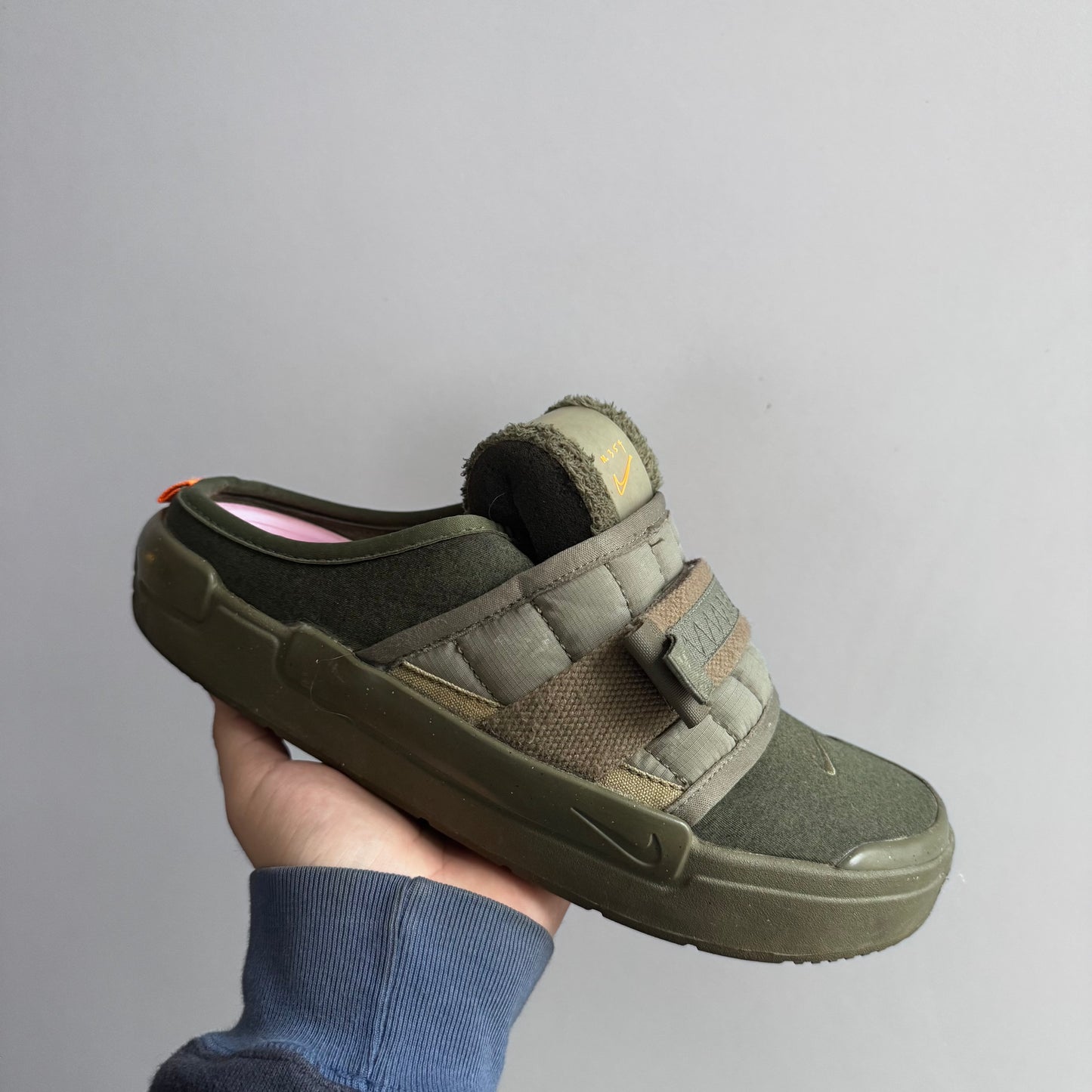 Nike Offline Slip-On Army Olive Ortophedic