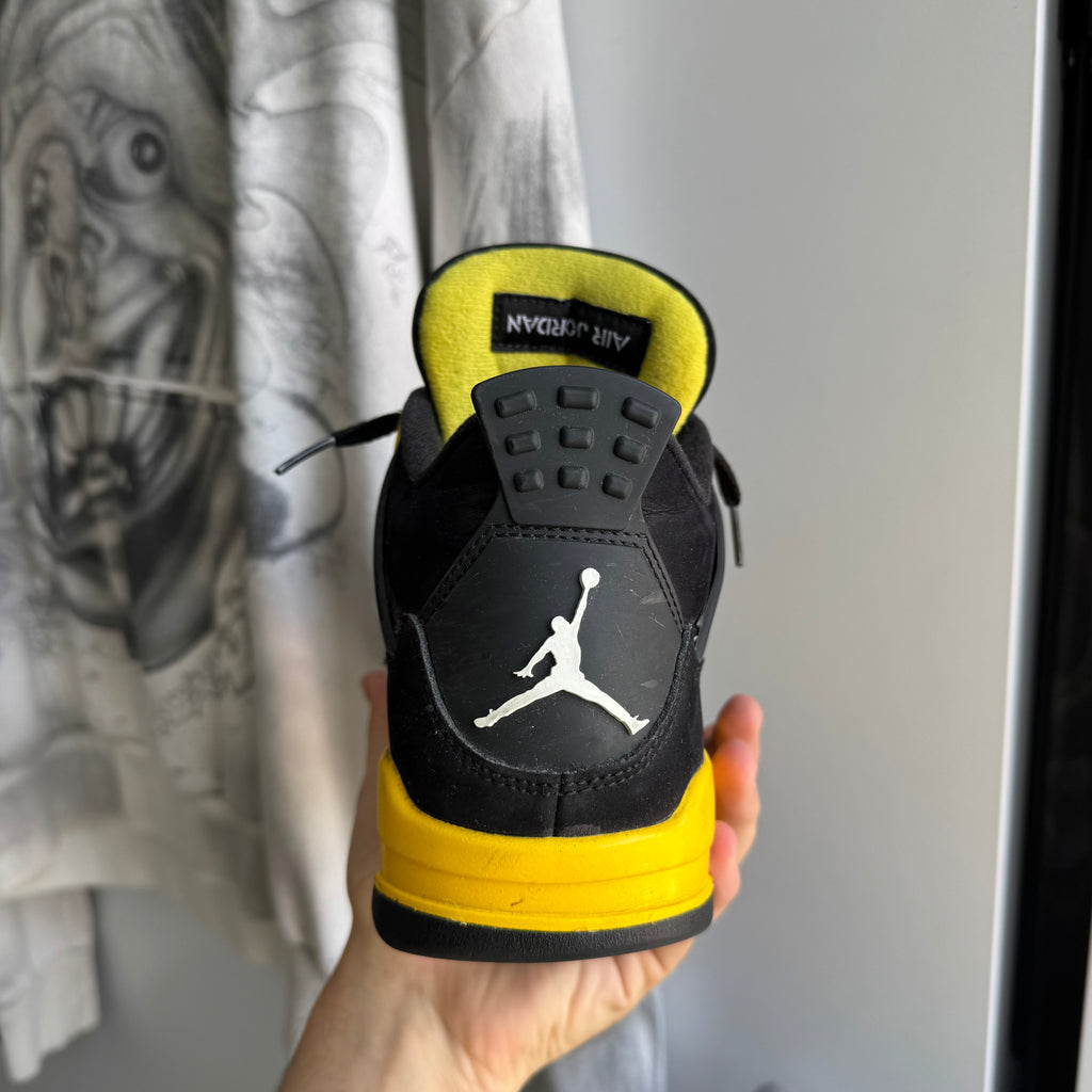 Jordan 4 Retro Thunder