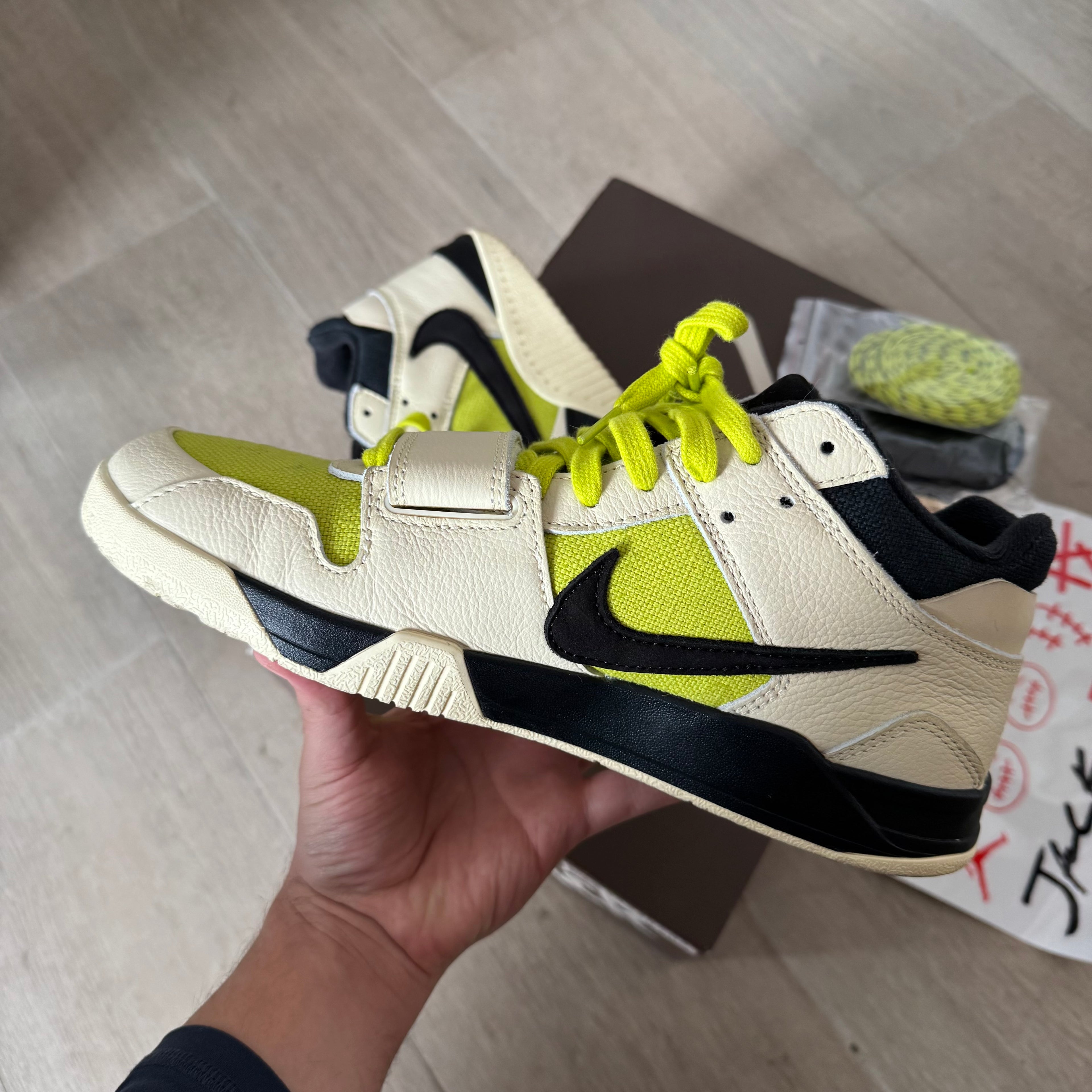 Travis Scott x Jordan Jumpman Jack TR Bright Cactus 10US