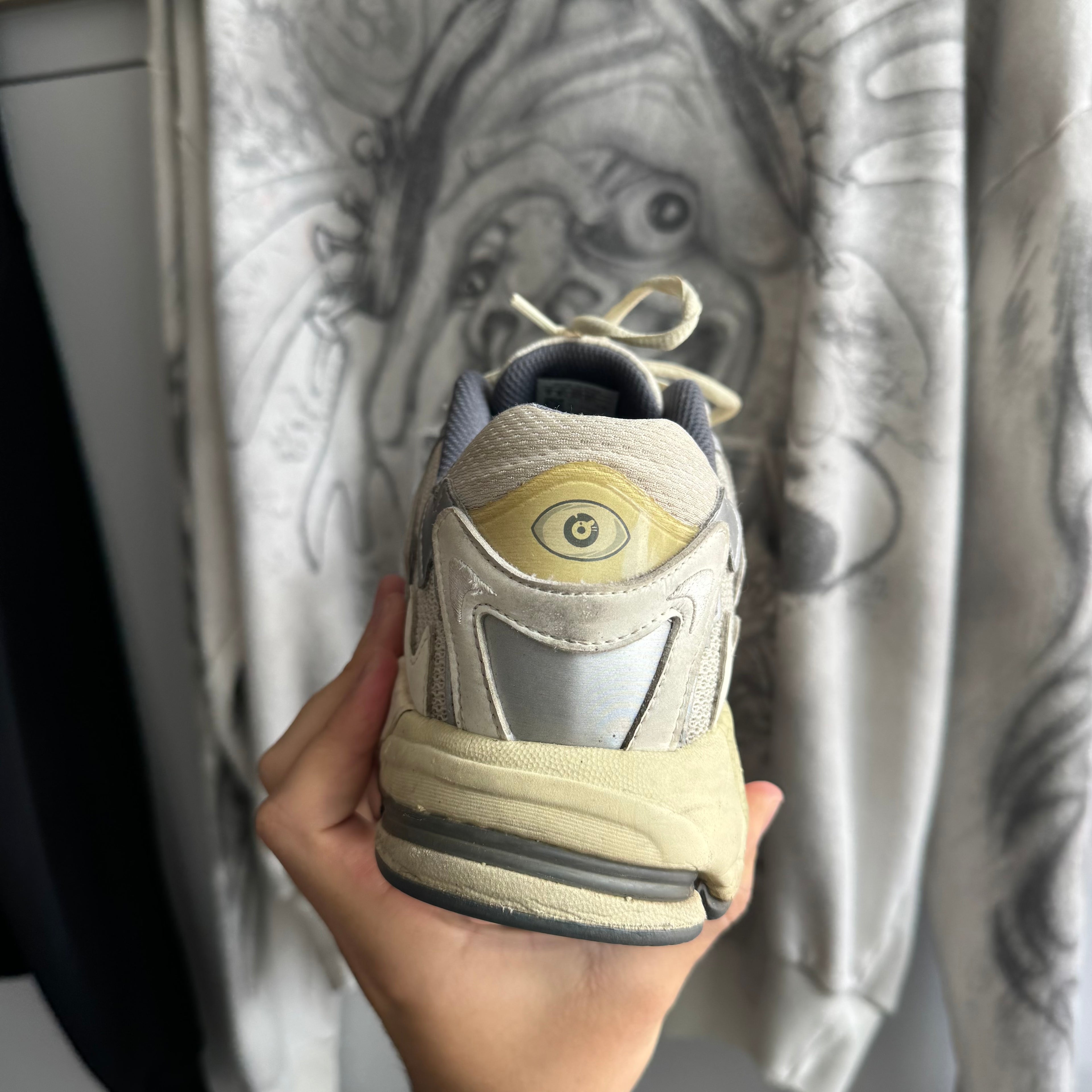 adidas Response CL Bad Bunny