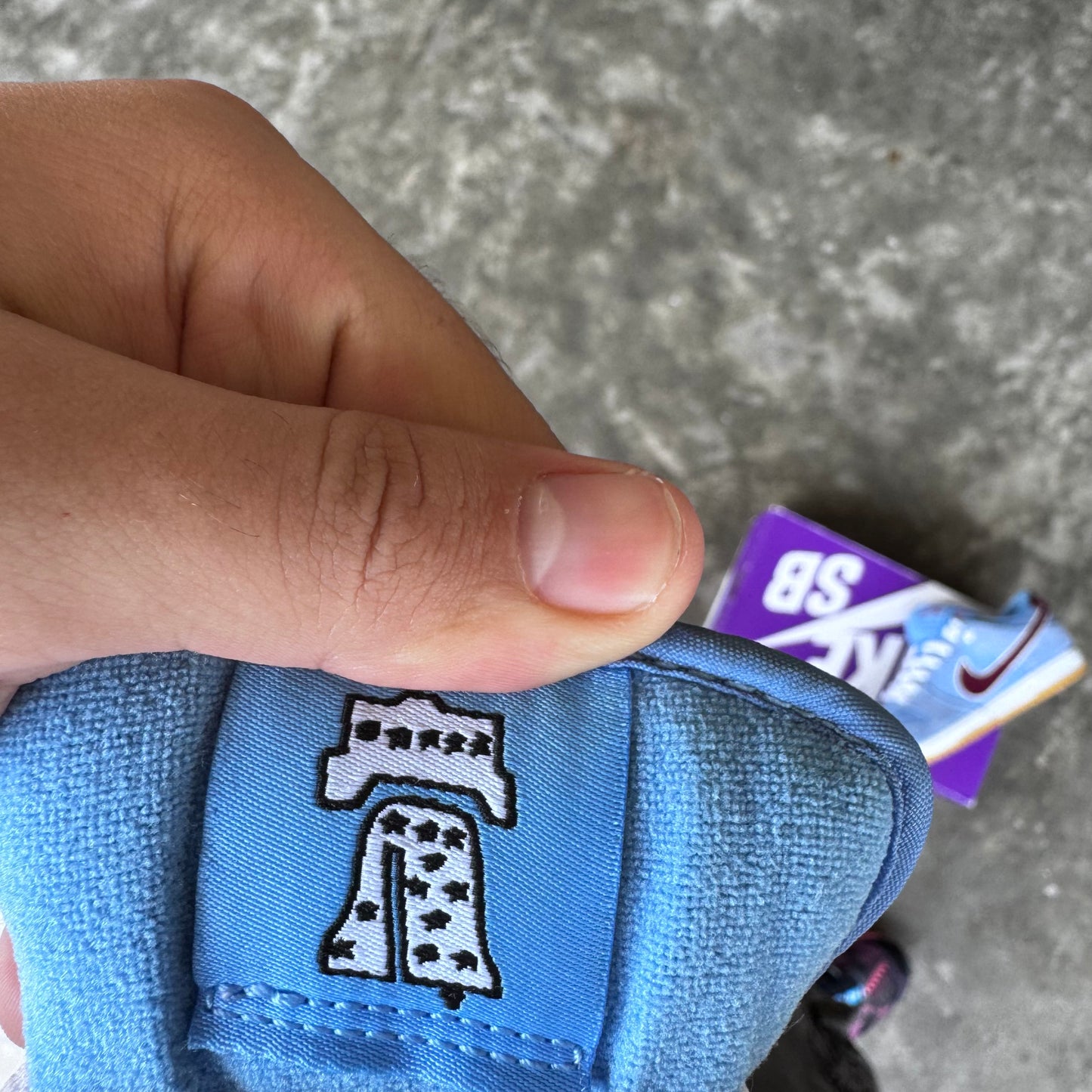 Nike SB Dunk Low Phillie