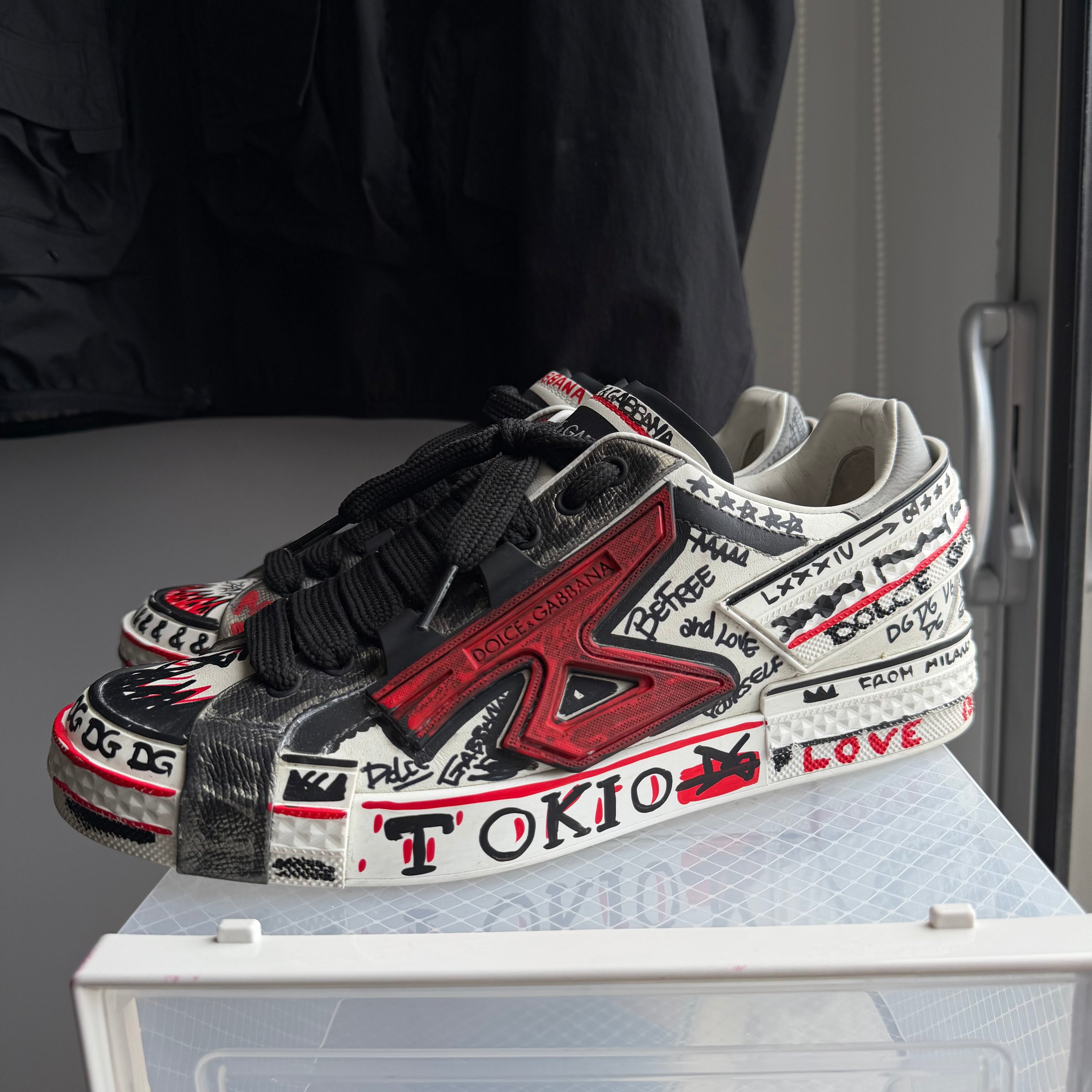 Dolce & Gabanna Tricolor Leather Graffiti Print Portofino Sneakers