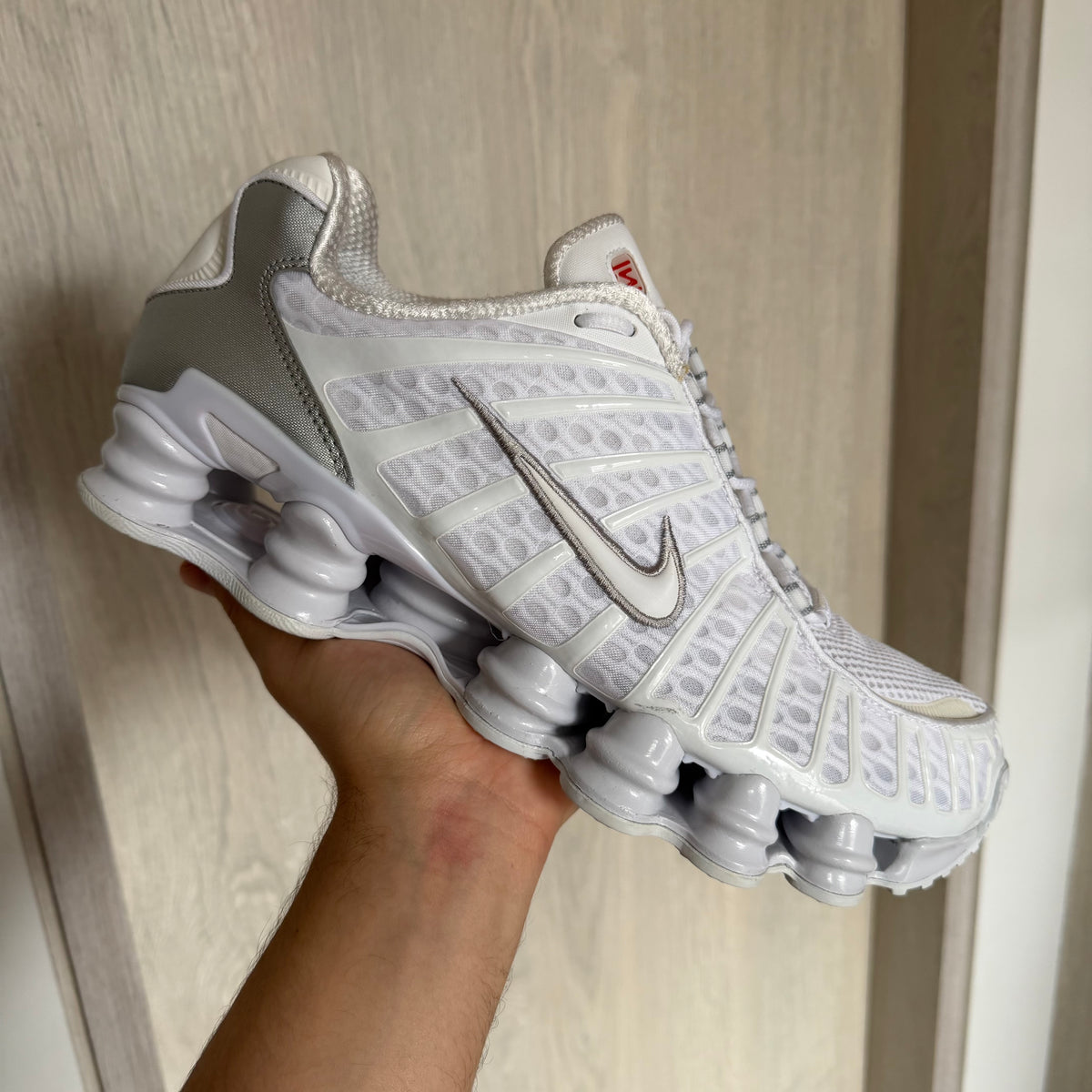 Nike Shox TL Sneakers White/Silver (10.5US)