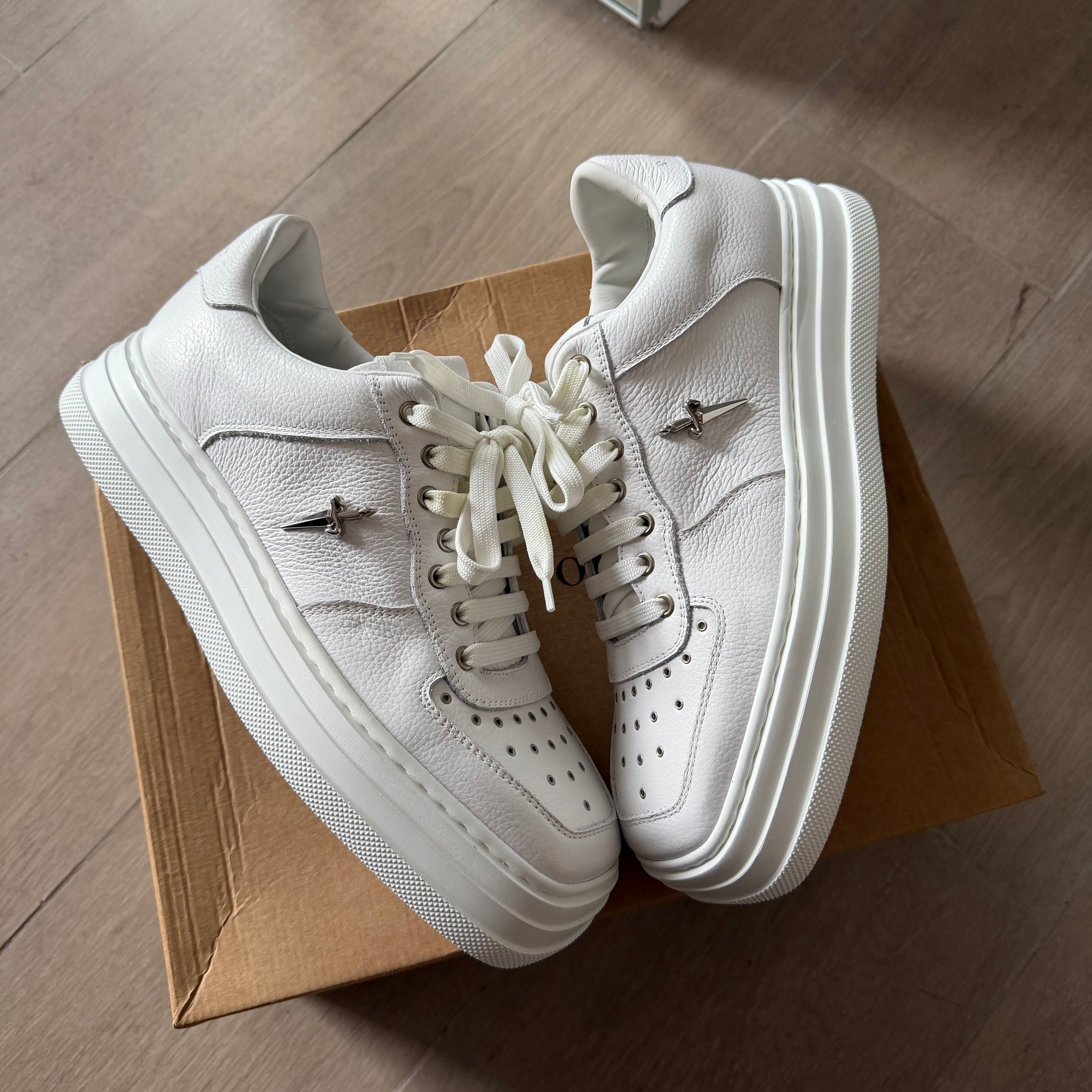 Cesare Paciotti Square Sneakers Triple White