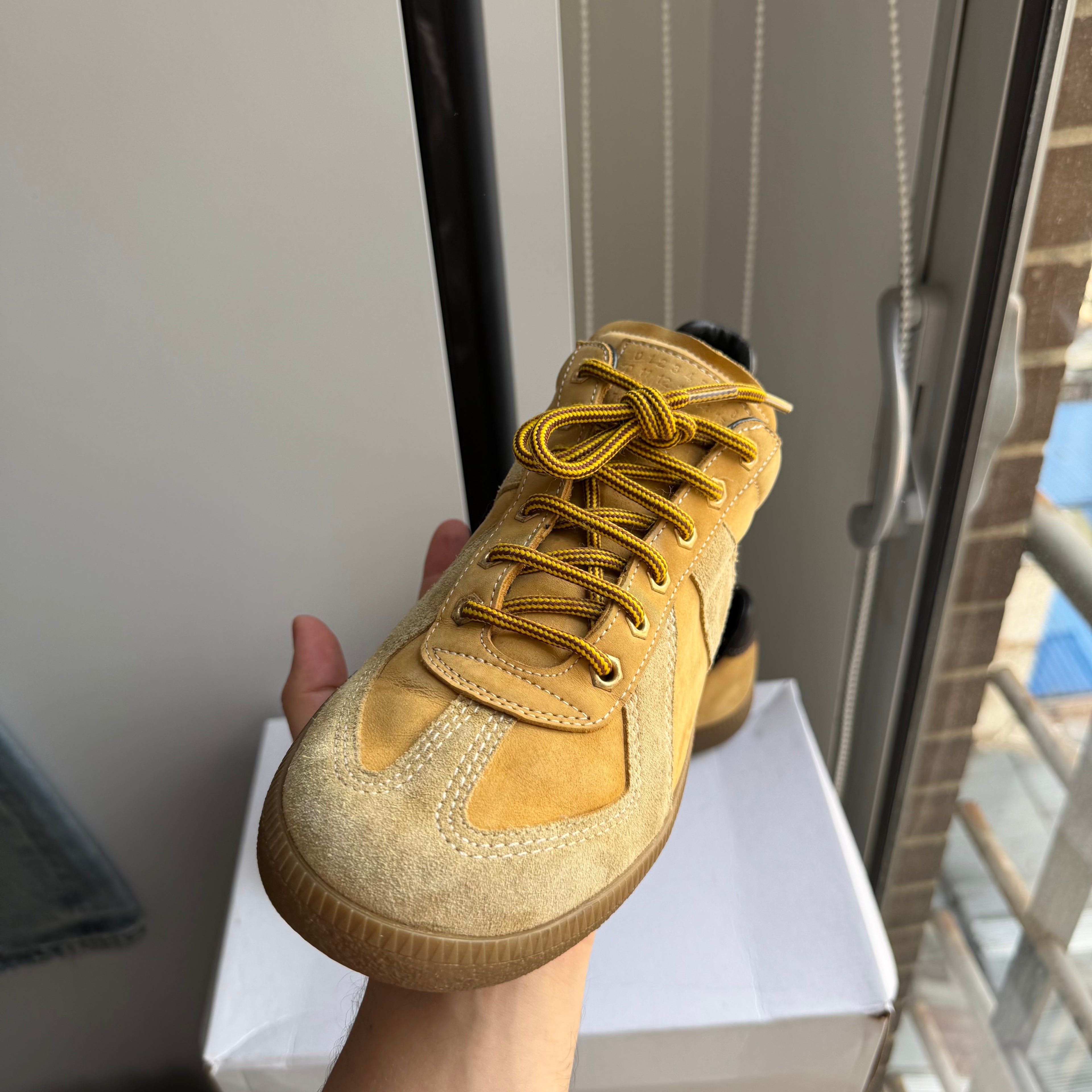 Maison Margiela Replics GAT Sneakers Union Wheat