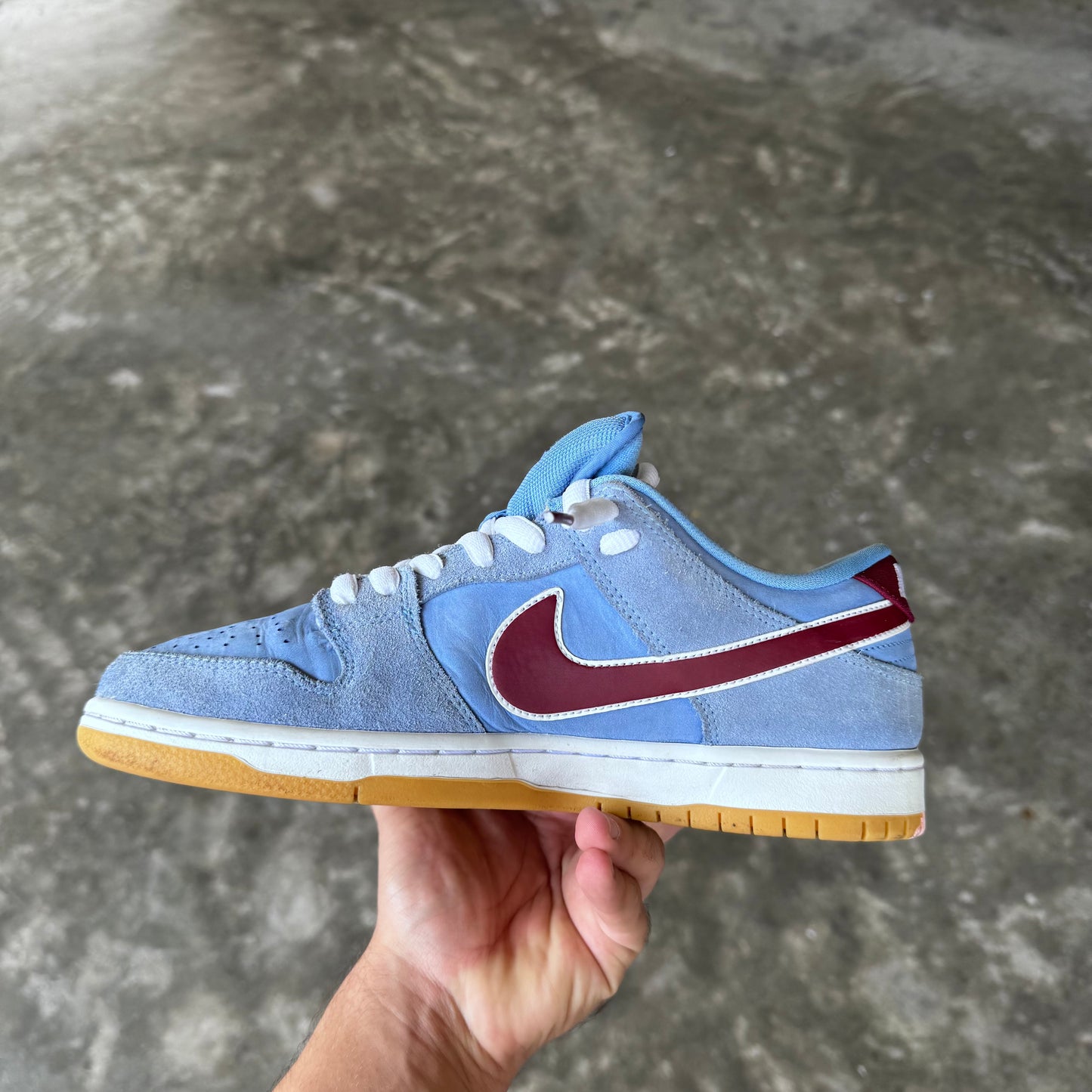 Nike SB Dunk Low Phillie