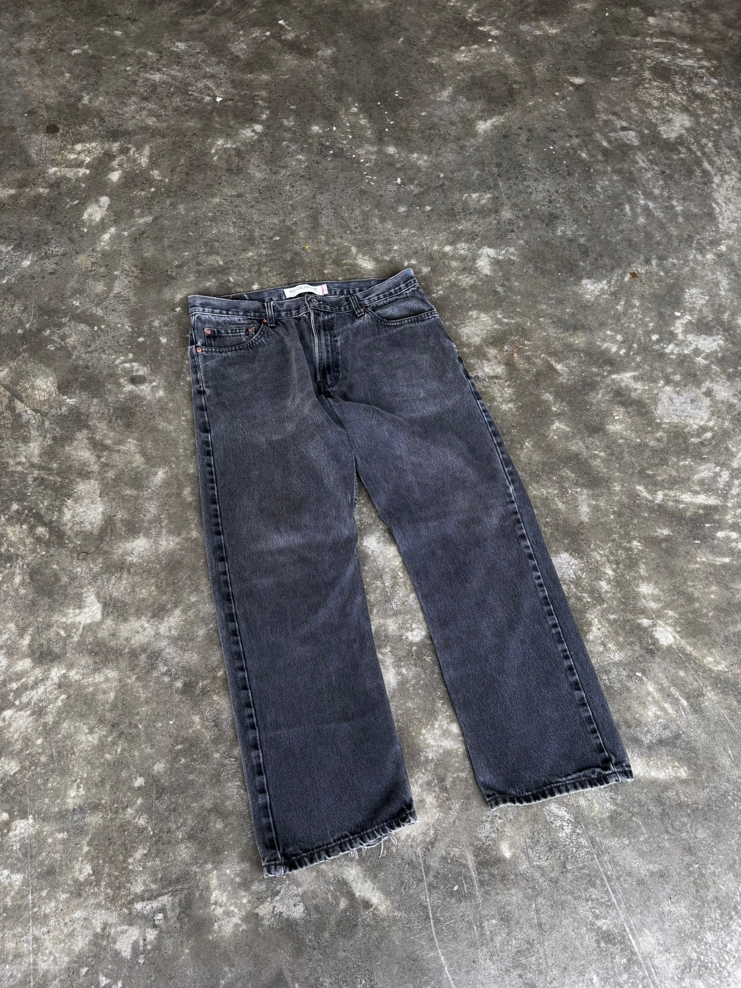 2000s Levis 505 Black Faded Jeans (11)