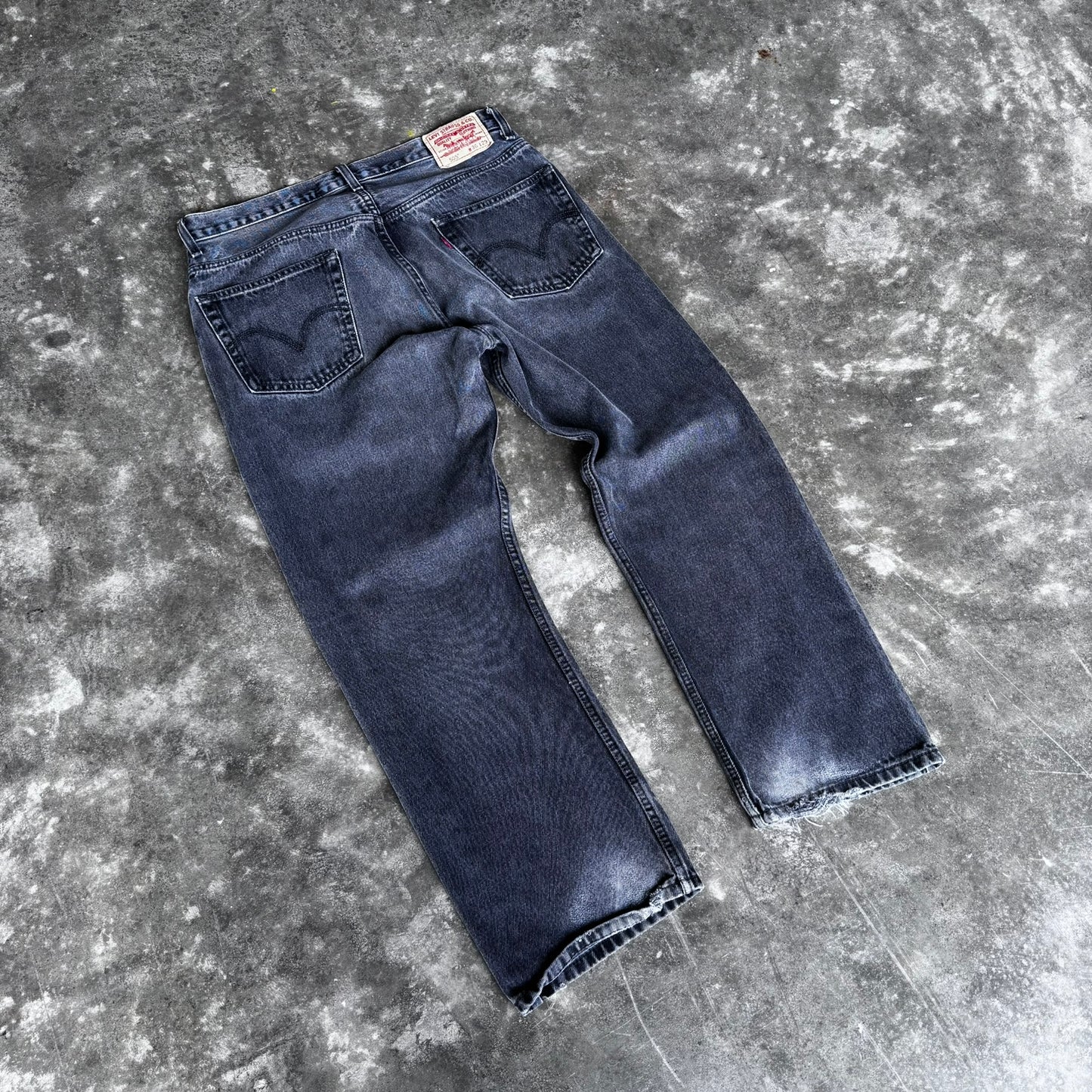 2000s Levis 505 Black Faded Jeans (11)