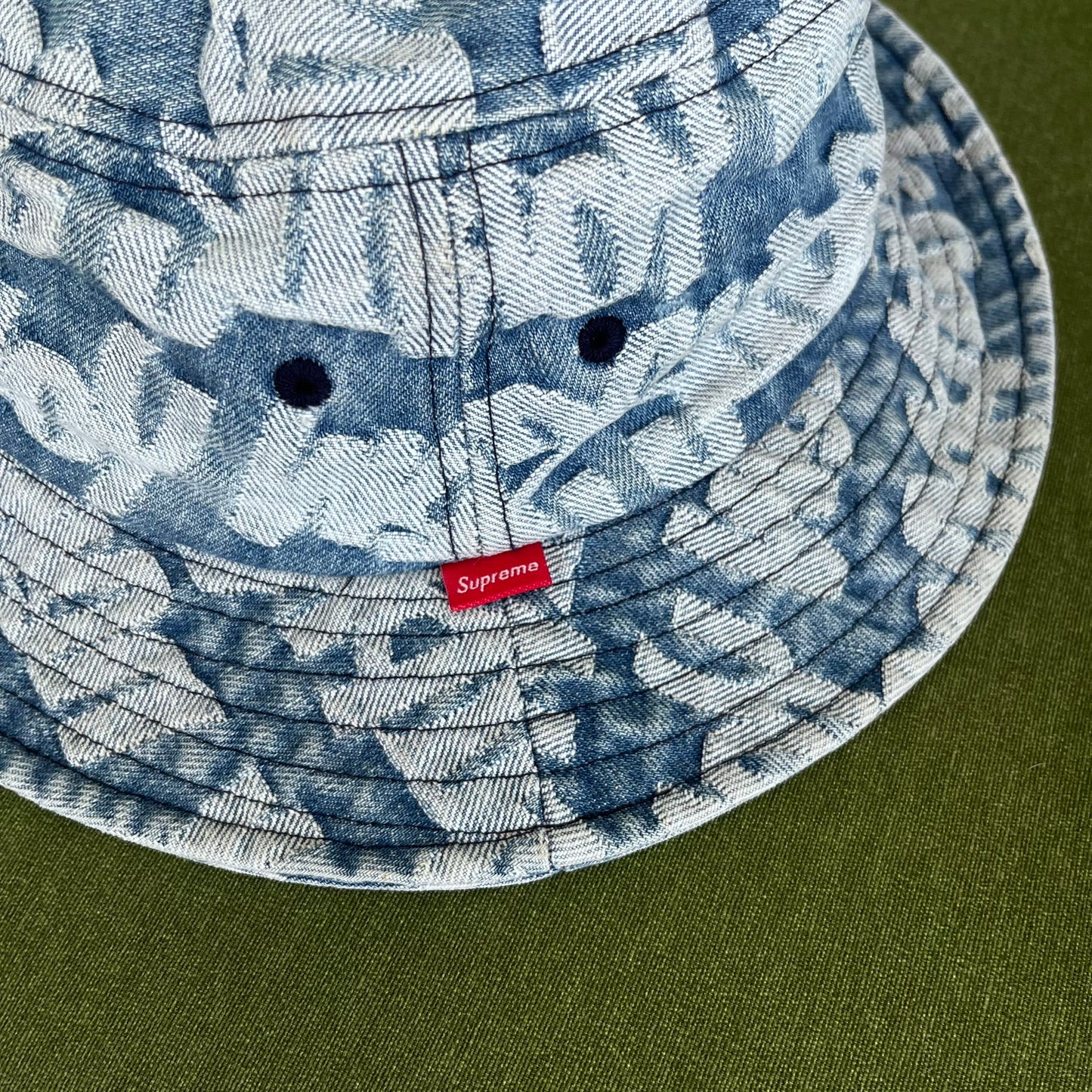 Supreme Fat Tip Jacquard Bucket Hat